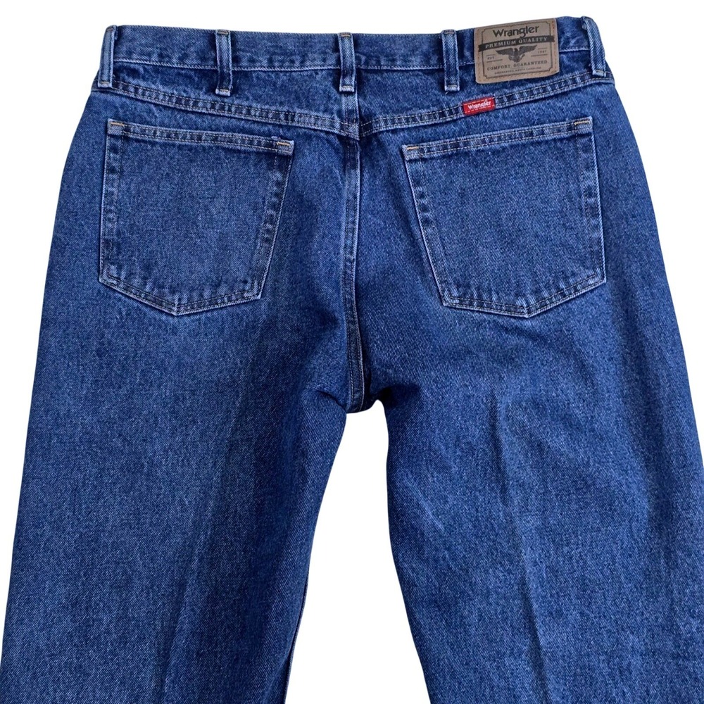 Wrangler Men's Size 35x30 Jeans Straight Leg Relaxed Dark Wash Denim Western‎